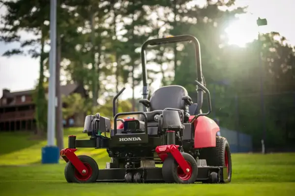 Honda muốn bạn hướng dẫn sử dụng máy cắt cỏ robot mới của hãng